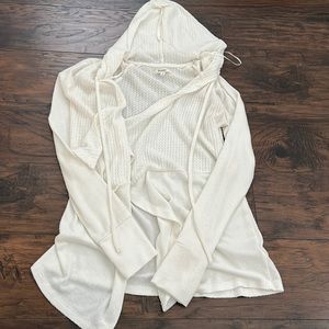 Super cute white light weight cardigan